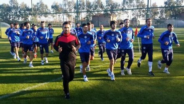 Büyükşehir Belediyespor ilk antremanını yaptı...