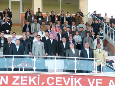 Kiraz: ''Zor günleri aşacağız'' Kiraz: ''Zor günleri aşacağız''